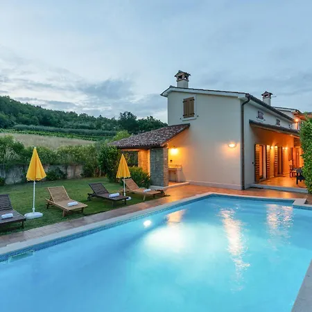 Dol Сasa de vacaciones Buzet